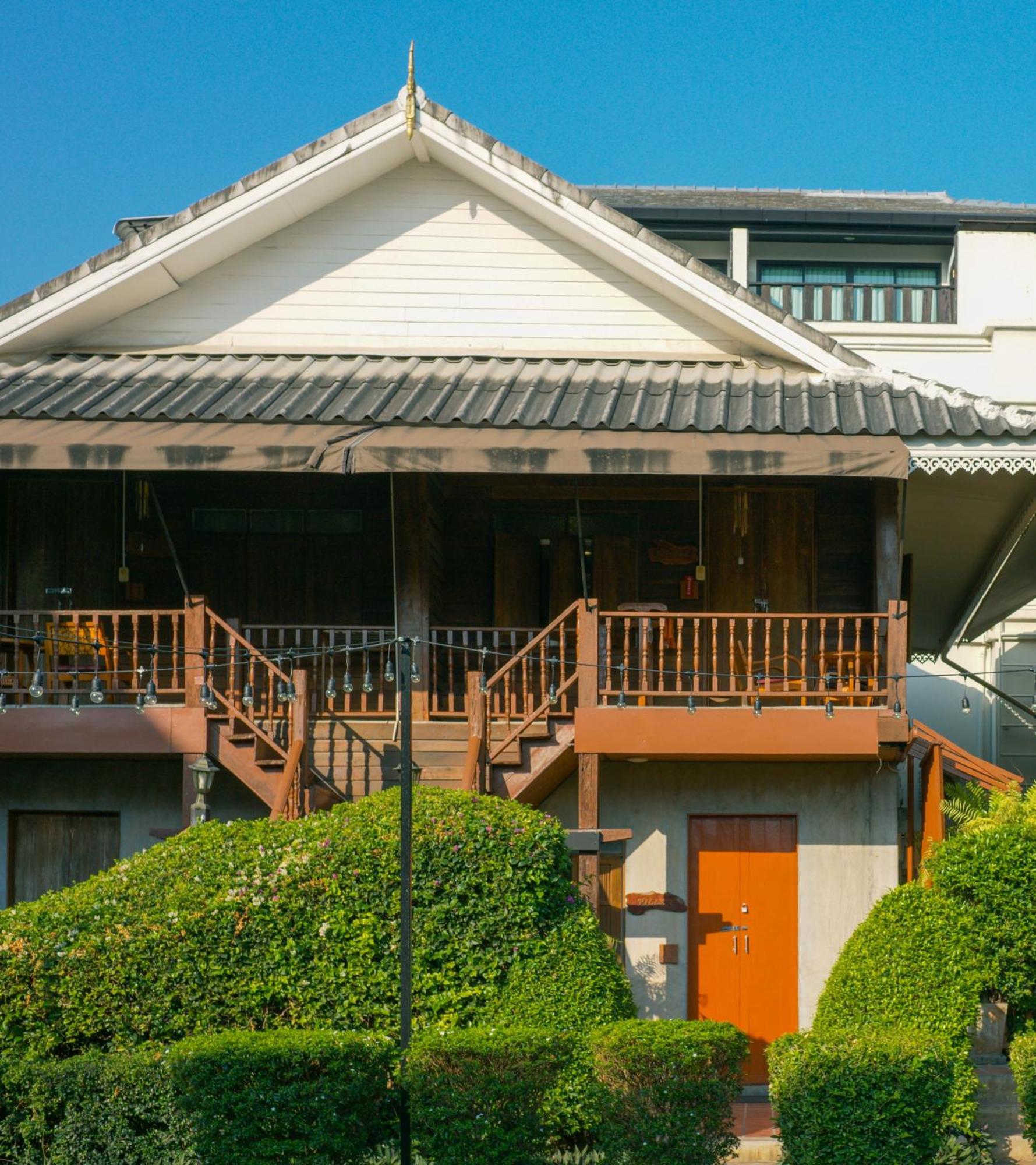Buri Gallery House Chiang Mai Exteriör bild
